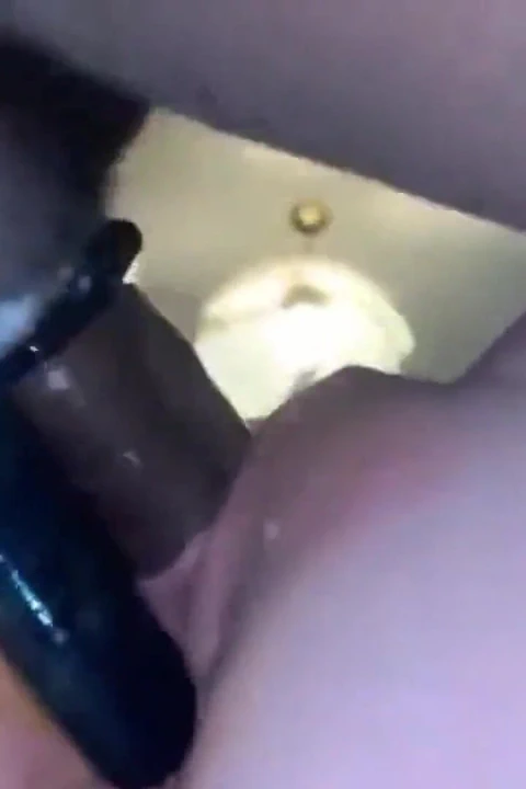 Youngenglishbbw büyük zenci yarağı nata4sex amcığımda göt oyuncağımı sikiyor