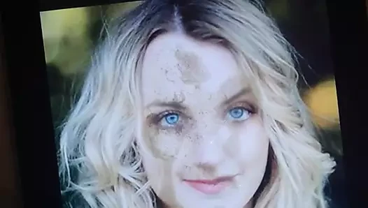 Evanna lynch boşalıyor