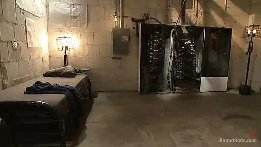 Ürkütücü tamirci