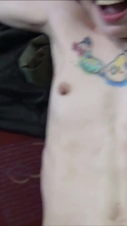 Sıska redhead emo çorap genç pov sikme tarafından dev horoz siyah | Klip 1