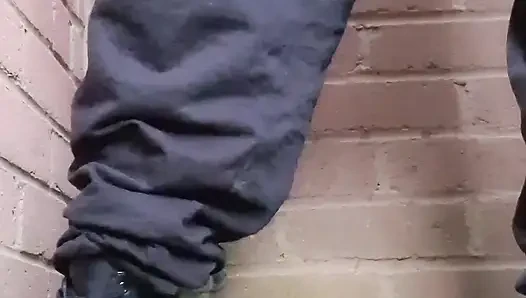 Çok sevdiğin için dışarı işe ve filme çek dedi