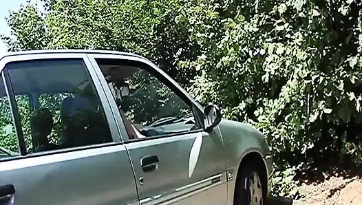 Fransız büyük memeli kızıl saçlı hatun anal sikiliyor