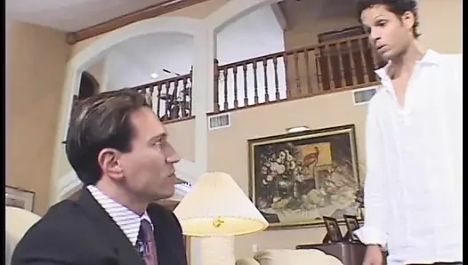 Sulu memeli ateşli kız Isabel Ice sevgilisinin iş arkadaşının masve pecker'ı ile göt körfezinde demir attı