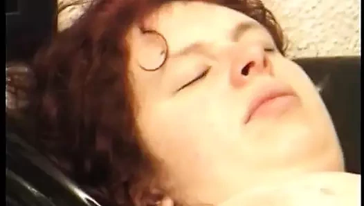 Almanya özel - büyük memeler, büyük problemler.