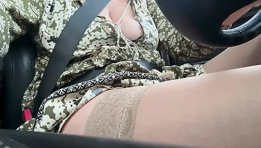 Ateşli zarif üvey anne ofise azgın gidiyor