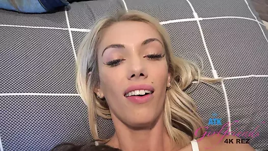 Bütün gün dışarıda olduktan ve azdırdıktan sonra, gökyüzünü çıplak alma zamanı