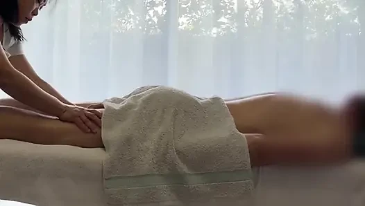 Gerçek mutlu sonla asyalı masaj salonu