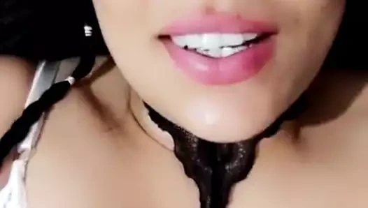 Onlar beni sert sikerken yüzüme bak!