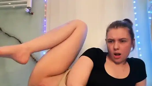 Blowjob and squirting with hot jucielussie