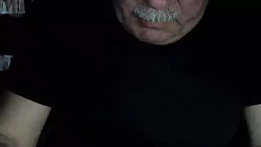 Dede kameraya boşalıyor