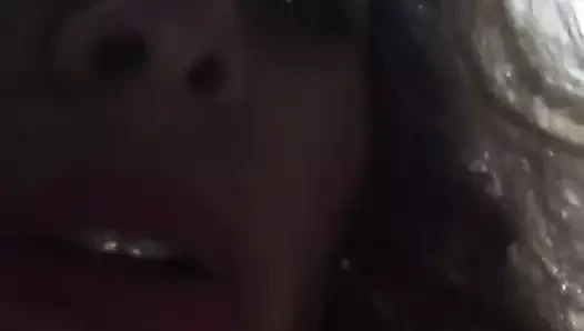 Snack011...Meksikalı orospu bir horoz ihtiyacı