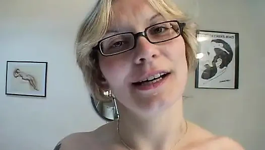 İtaatkar Stéphanie