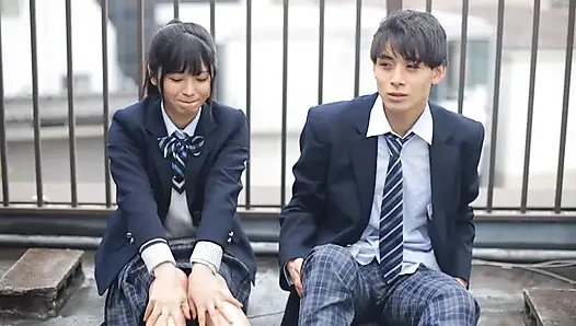 Önce seni sevdim ve seni herkesten çok seviyorum