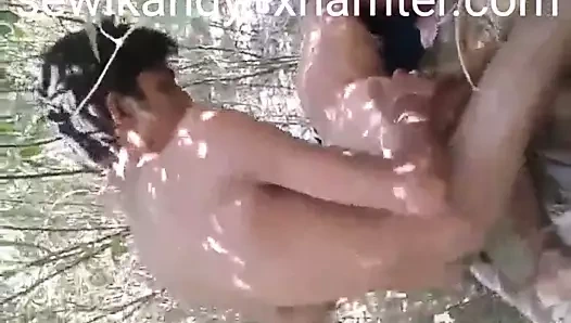 ormanda ilk sikişmek