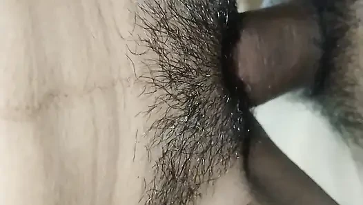 Gerçekten önemsediğiniz biriyle paylaşıldığında her an özelleşiyor. Bu video güzel anıları yakalıyor,