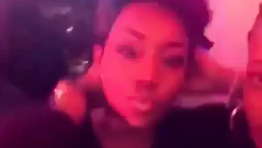 Siyah parti - lütfen yorum yapın