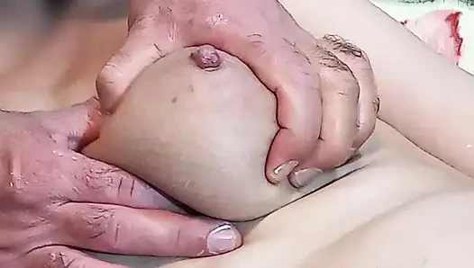 Ava addams irani sekse hazırlanıyor amcık pompalıyor