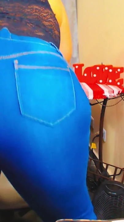 Волнующий момент из "Я ХОРОШО СИДЕЛА НА члене друга мужа"