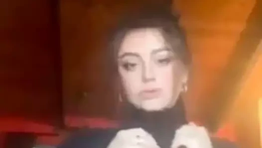 büyük göğüsler 1