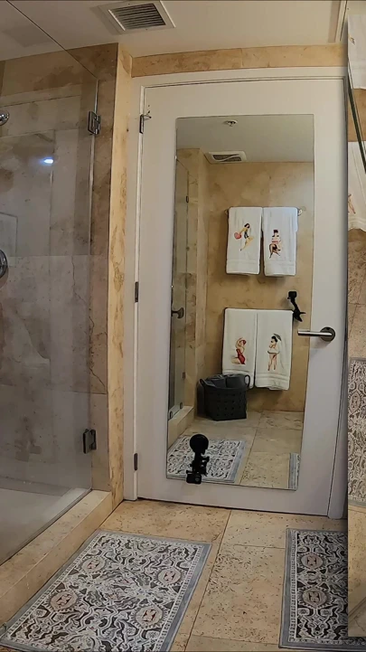 Amcık yemeyi seviyorum. Bayıldım