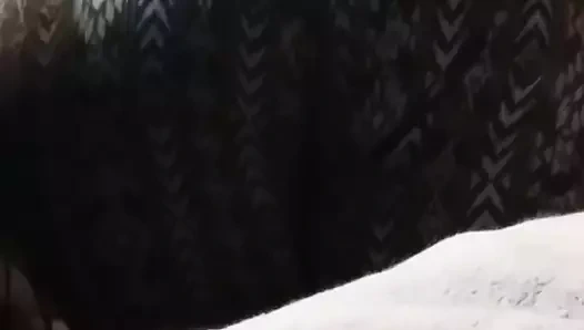 İri güzel kadın şişman götünü sikiyor