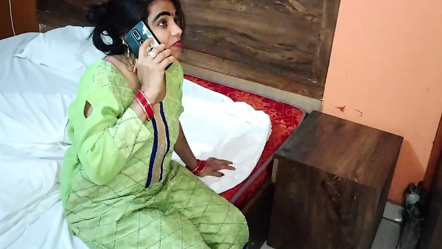 Chacha ki beti ko boor chodna sikha diye