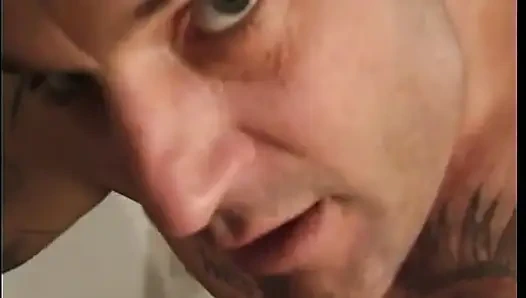 Büyük memeli olgun esmer kırk beşli bayanların sonra tekrar başladıklarını kanıtlıyor