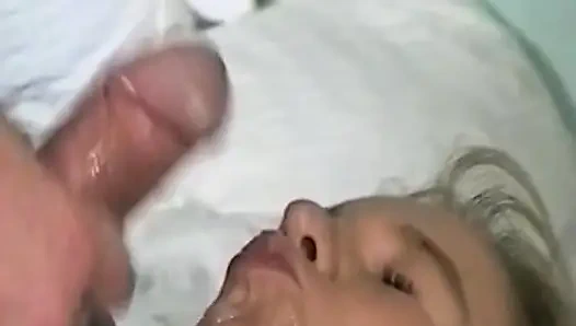 Alman sürtükler özel grup sekste sert sikiliyor