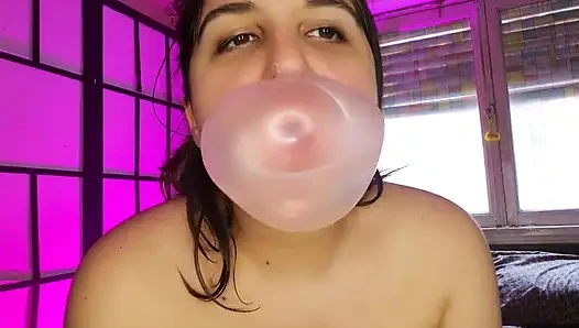 Büyük bubblegum kabarcıklar çıplak pratik - tavşan looner [lowres]