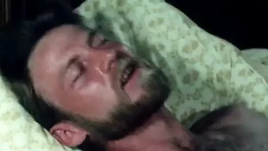 Olgun adam boşalmak sert ile iki sürtük kızlar yapma