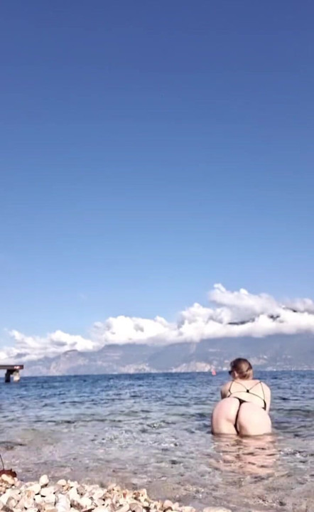 Gölde yüzme