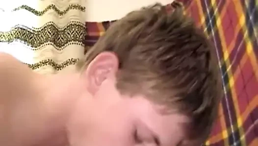 Baba üvey oğlu için bir kullanım bulur