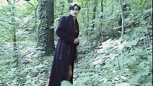 Güzel Fransız kızlar ateşli anal üçlü grup sekste şişman paylaşıyor