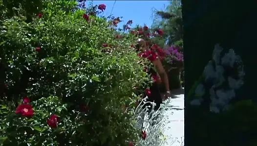 Katja Kassin ve Courtney Cummz ile ırklararası seks