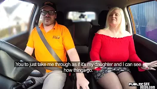 tombul olgun ingiliz kamuya açık sürmek ve berbat