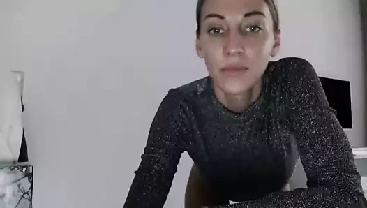 Rihannarossy - sıcak çıplak eşek twerk gösterisi ve sallanan büyük göğüsler