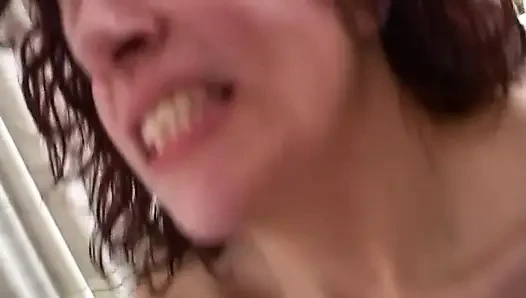 Harika kızıl saçlı orta yaşlı seksi kadın çok sert sikişiyor
