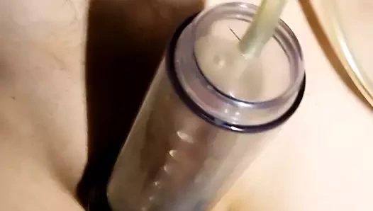 Lubed penis pompa eylem horoz halka üzerinde ve finsih için cumshot