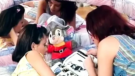 Almanya'dan sevimli lezbiyen genç kız erkek arkadaşını parmaklıyor