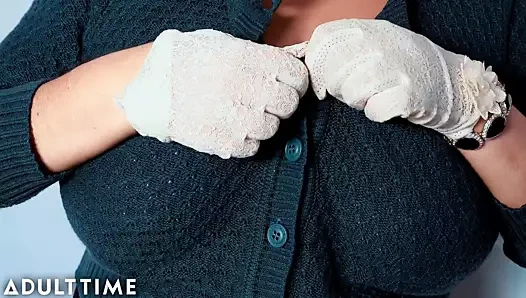 Joi üvey anne - üvey anne kiliseden önce gaf ile yardımcı olur