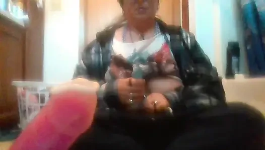 Kadın kendine dokunuyor hala azgın
