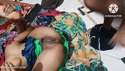 Ateşli Hintli yenge ka ateşli köylü sikişiyor xxx...