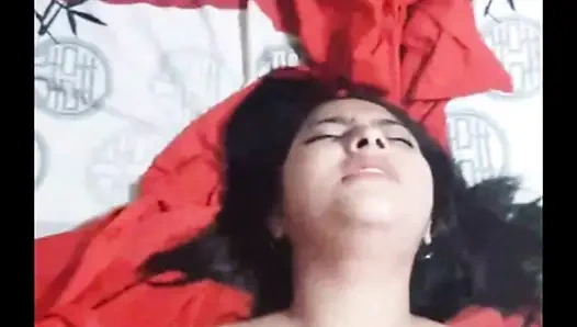 Orgazm olana kadar ateşli kız arkadaşımı dört ayak üstünde sikiyorum.