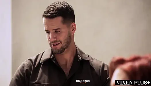 Vixenplus Amerikalı orta yaşlı seksi kadın bölüm 4 - kamera arkası görünümü