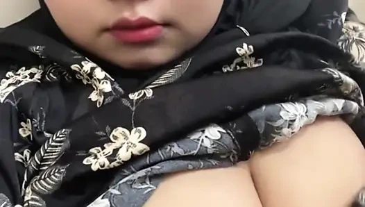 Azgın tesettürlü müslüman öğretmen