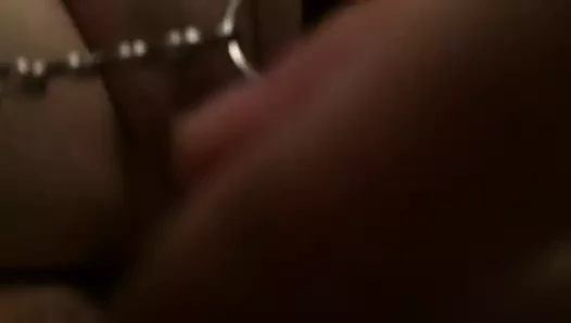 Annemin göğüslerinin sallanma şeklini beğendin mi?