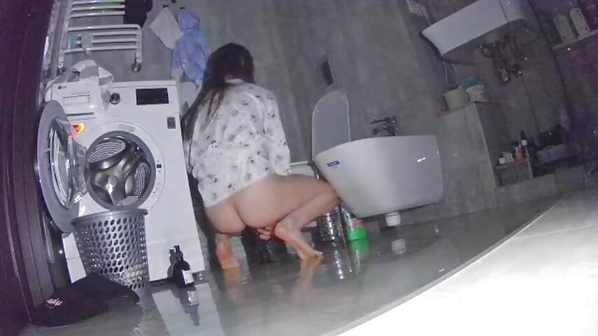 Gerçek aldatma. Evli kadın kocasının en iyi arkadaşını aldatıyor.