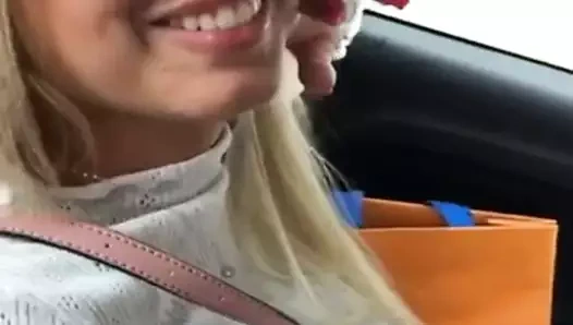 Becerdin the seksi Brezilyalı kız ve ona arkadaş