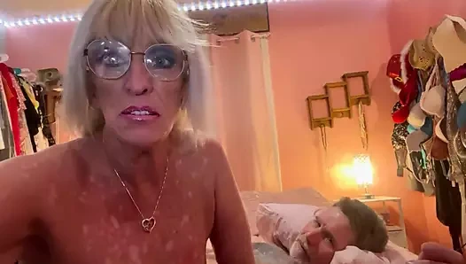 En iyi arkadaşların Dannyboy ve Jennigurl ile seksi eğlence