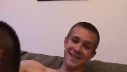 Gunner ve tommy emme çük